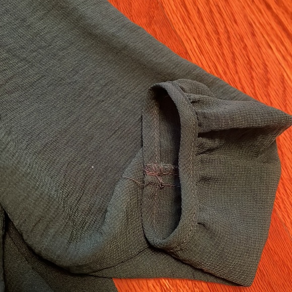 H&M Hunter Green 3/4 Sleeve Lightweight Dress - Great for Work, Holiday Parties - Picture 8 of 8